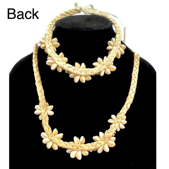 Real Shells and Straw Adjustable Choker Neclace Ribbon Tie Back Handmade NWOT - Picture 7 of 8